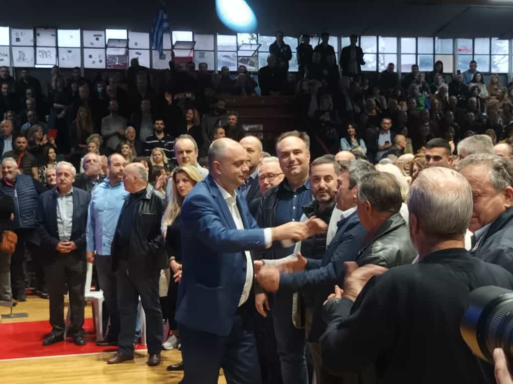 Ασφυκτικά γεμάτο το Στάδιο Αλκαζάρ για τον Χρήστο Καπετάνο