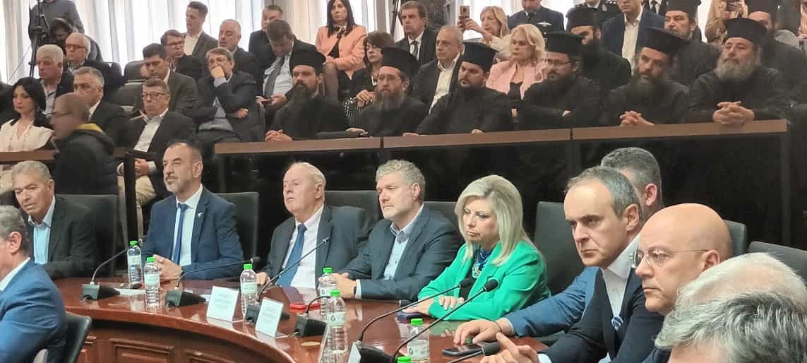 ανακηρύχθηκε επίτιμος δημότης Λάρισας ο Αρχιεπίσκοπος Αυστραλίας κ. Μακάριος 