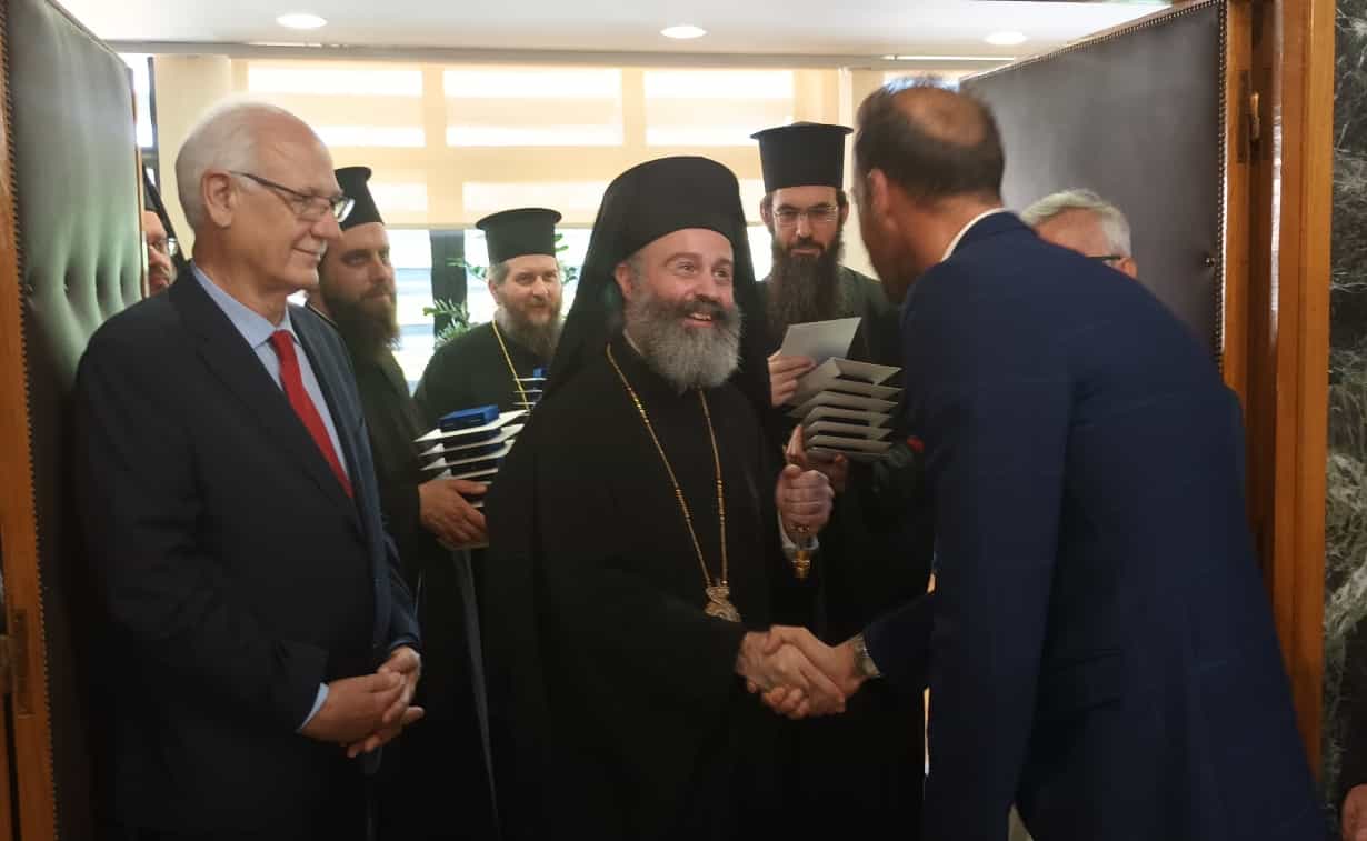 ανακηρύχθηκε επίτιμος δημότης Λάρισας ο Αρχιεπίσκοπος Αυστραλίας κ. Μακάριος 