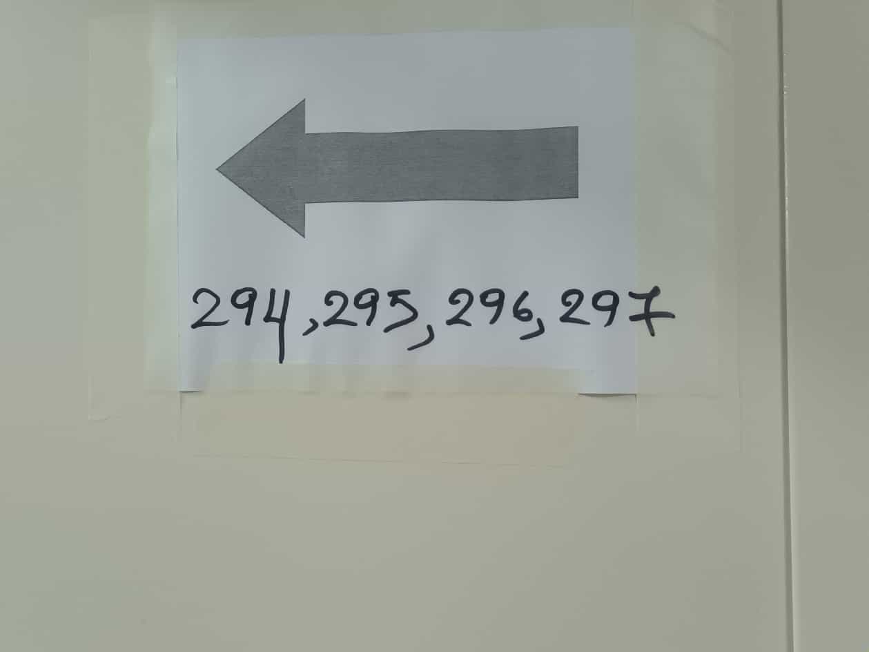 Από νωρίς το πρωί οι Λαρισαίοι στις κάλπες