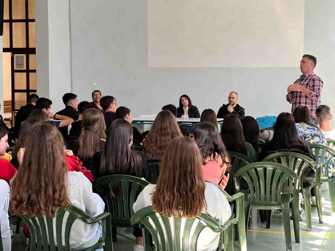 Επαγγελματικός Προσανατολισμός από το Παράρτημα Ρομά του Δήμου Λαρισαίων