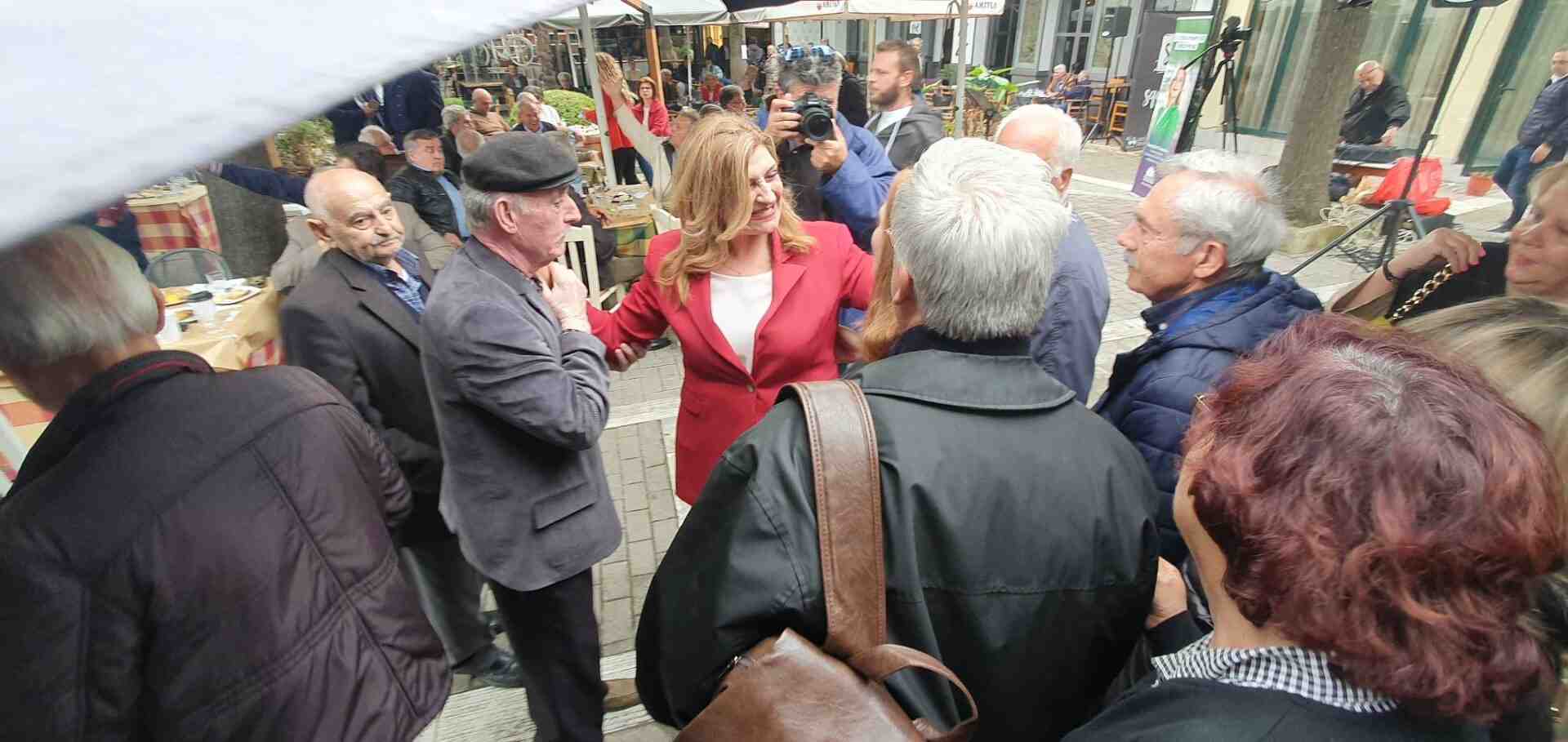 Ε.Λιακούλη από τα Φάρσαλα