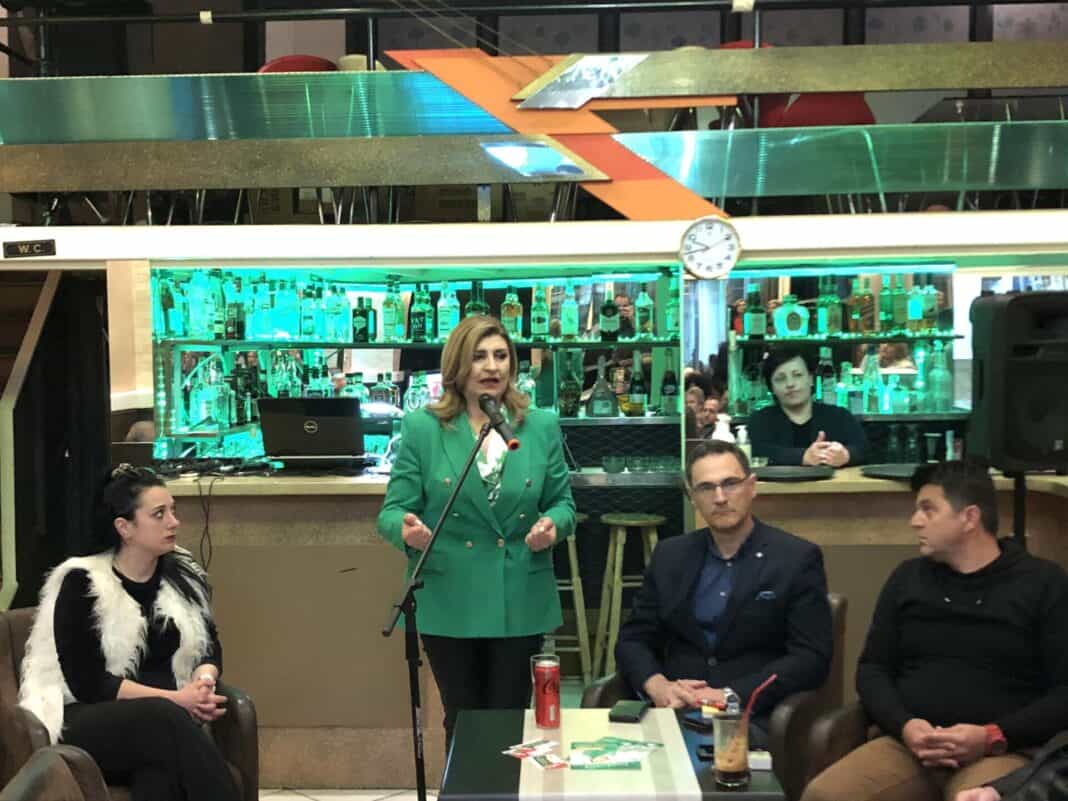 received_2507563416057356 Ε. Λιακούλη από Τσαριτσάνη