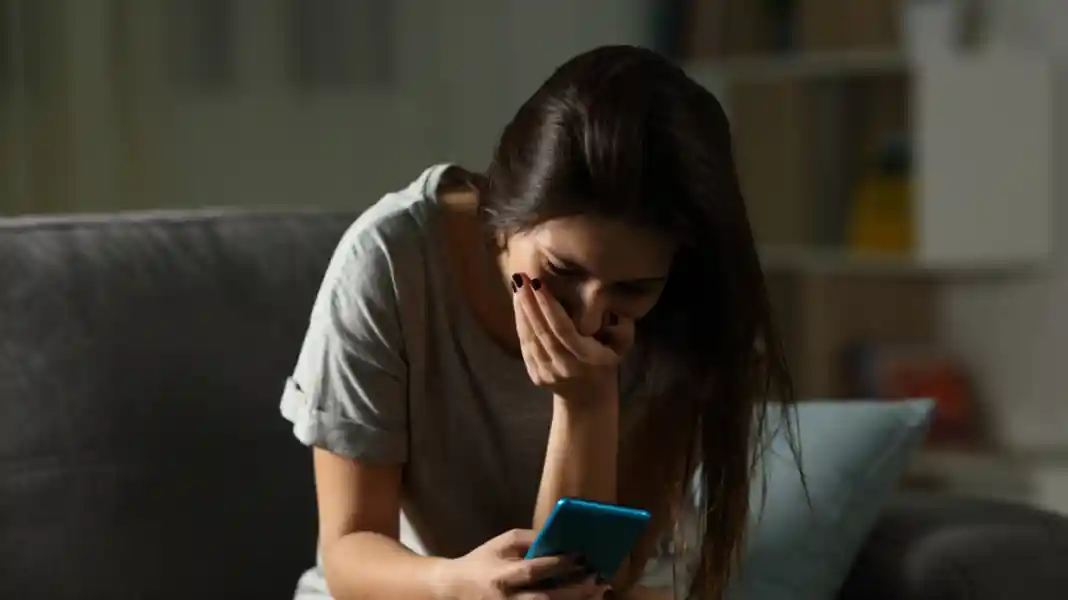 Ασπρόπυργος:Έτσι διακινούσε τις ψεύτικες γυμνές φωτογραφίες