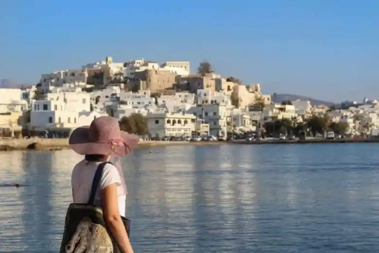 τουριστική σεζόν του 2023