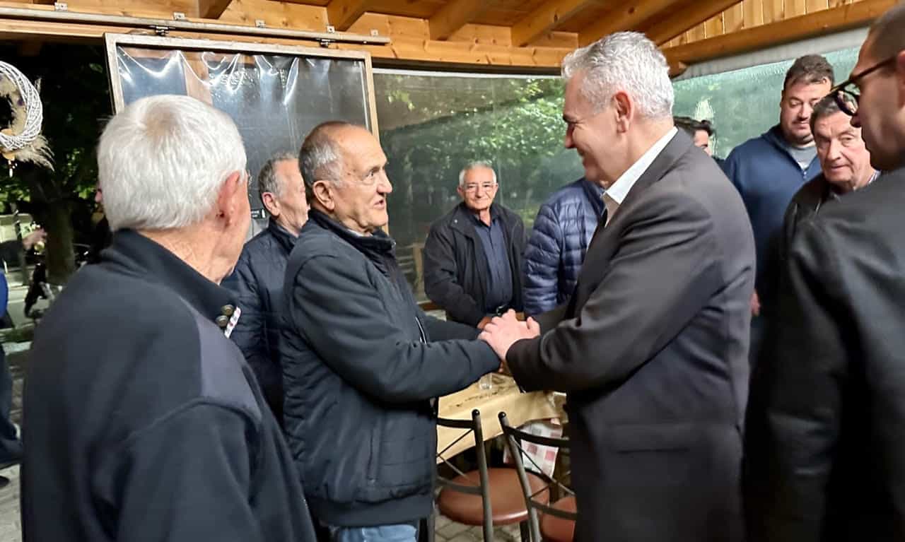 ΜΑΞΙΜΟΣ ΧΑΡΑΚΟΠΟΥΛΟΣ ΣΕ ΧΩΡΙΑ ΚΙΛΕΛΕΡ