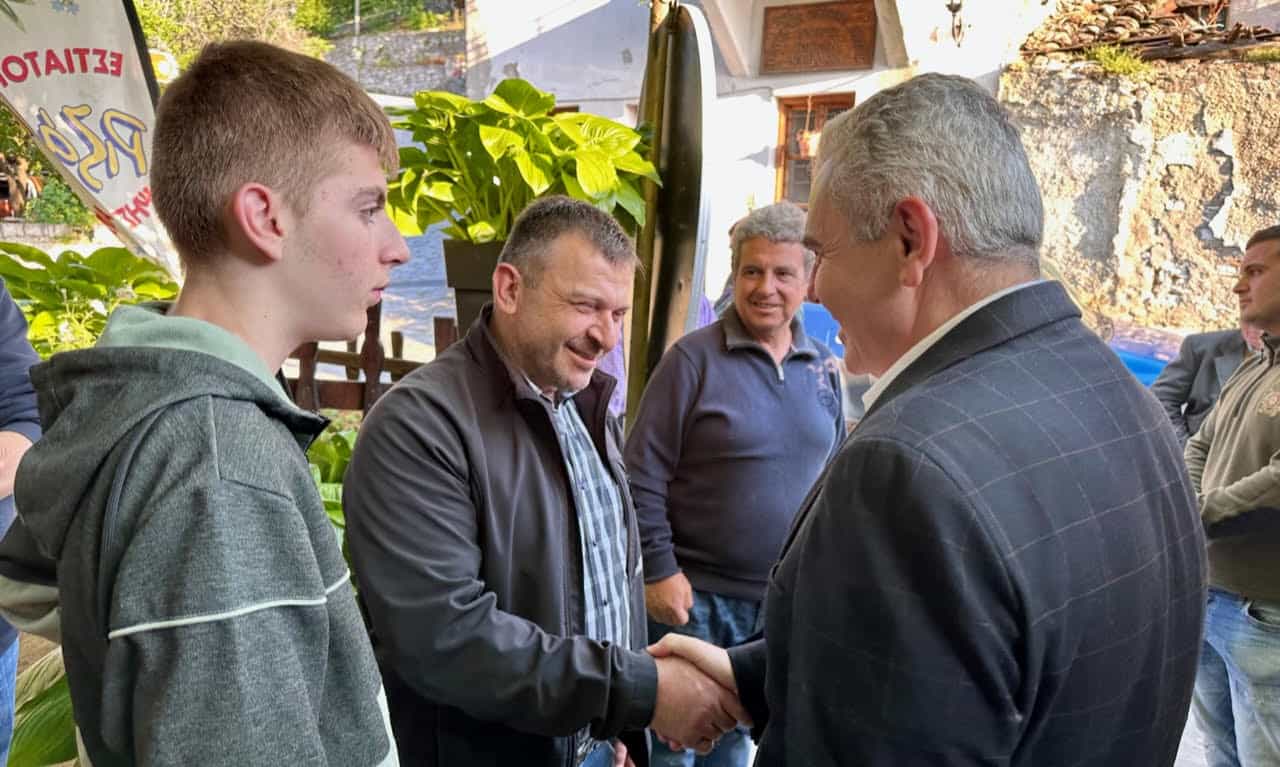 ΜΑΞΙΜΟΣ ΧΑΡΑΚΟΠΟΥΛΟΣ ΣΕ ΧΩΡΙΑ ΤΟΥ ΔΗΜΟΥ ΤΕΜΠΩΝ