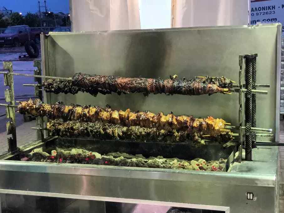 Άνοιξαν οι πόρτες του 2ου LARISSA FOODFEST στη Σκεπαστή Αγορά Νεάπολης 