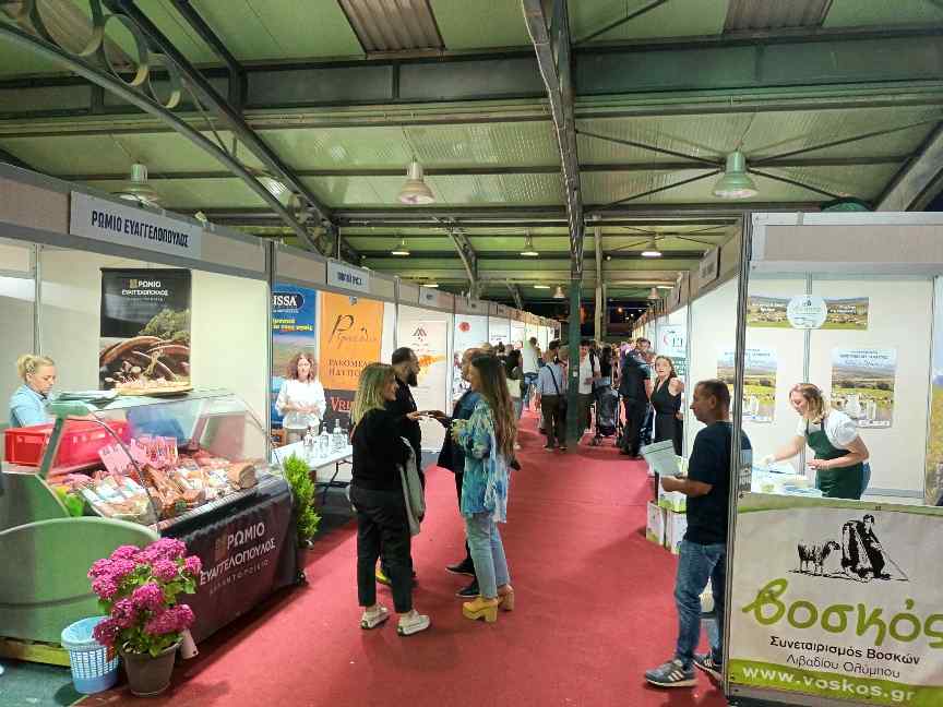 Άνοιξαν οι πόρτες του 2ου LARISSA FOODFEST στη Σκεπαστή Αγορά Νεάπολης 