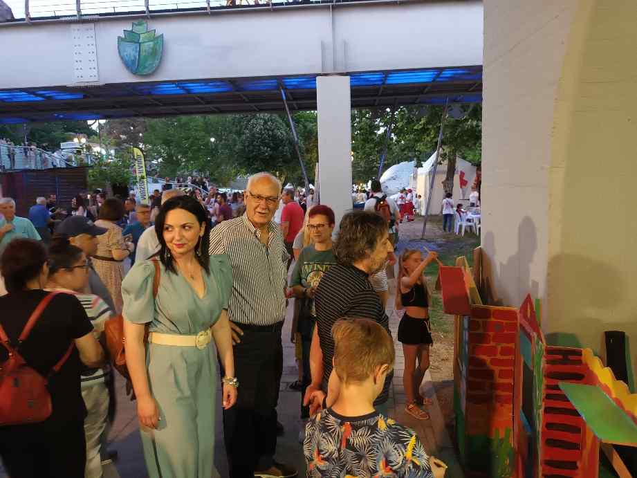 Πλήθος κόσμου στην πρώτη ημέρα του Φεστιβάλ Πηνειού 2023