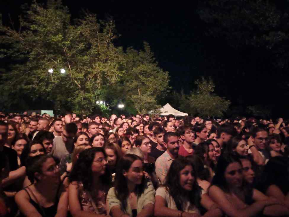 Υπέροχος Μίλτος Πασχαλιδης, ξεσήκωσε τους Λαρισαίους στο Φεστιβάλ Πηνειού