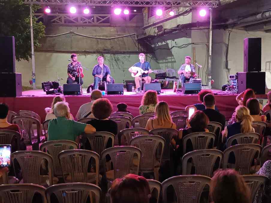 Πλήθος κόσμου και σήμερα, 3η μέρα του Φεστιβάλ Πηνειού με πλούσιες μουσικές δράσεις