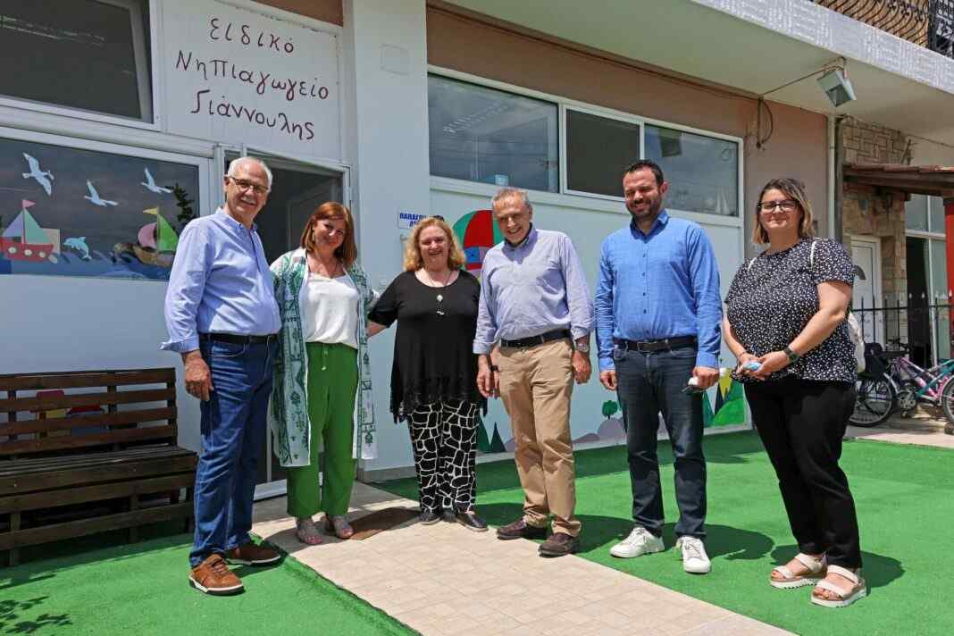 Νεα παιδική χαρά και διαμόρφωση αύλειου χώρου στο Ειδικό Σχολείο Γιάννουλης