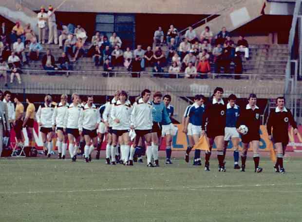Euro1980-Hellas-Germany Η Ελλάδα στα τελικά του Euro 1980