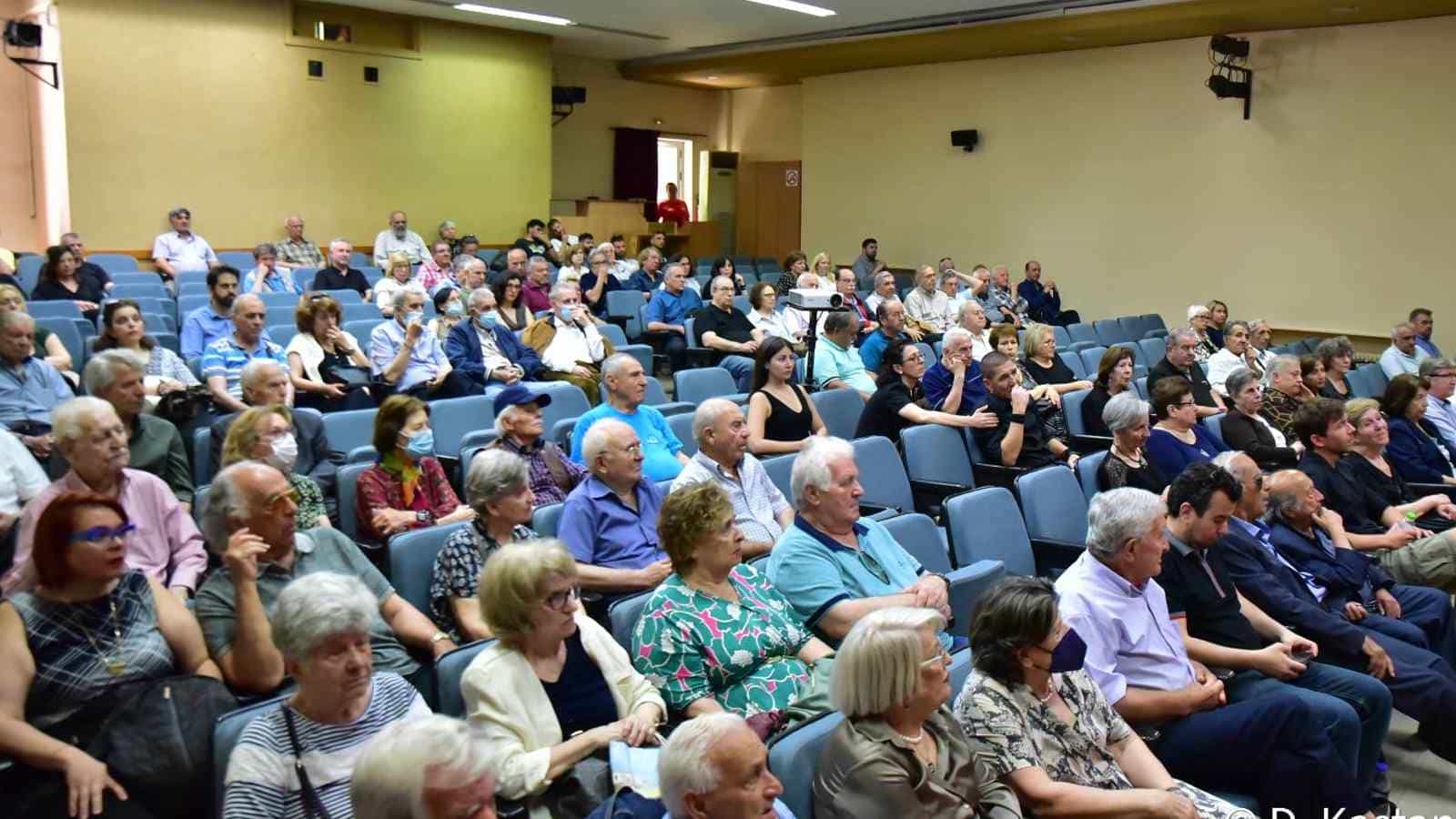 η πολιτική τελετή του Χρήστου Σκαρλάτου