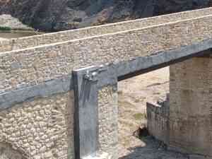 Την πέτρινη τοξωτή γέφυρα της Σαρακίνας διασώζει η Περιφέρεια Θεσσαλίας