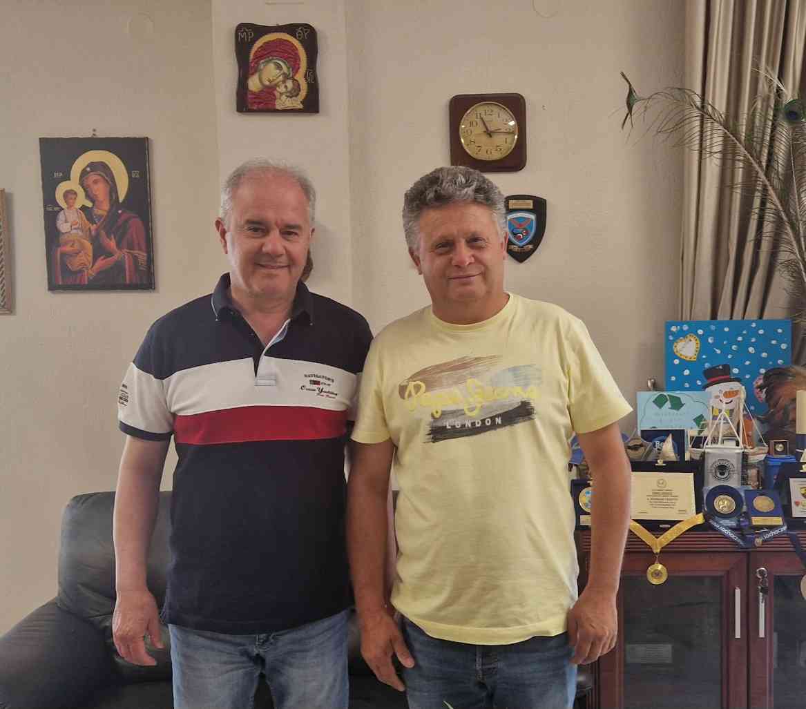 νέες υποψηφιότητες με το ψηφοδέλτιο του συνδυασμού «Νέα Δύναμη», με επικεφαλής τον εν ενεργεία Δήμαρχο Τεμπών Γιώργο Μανώλη