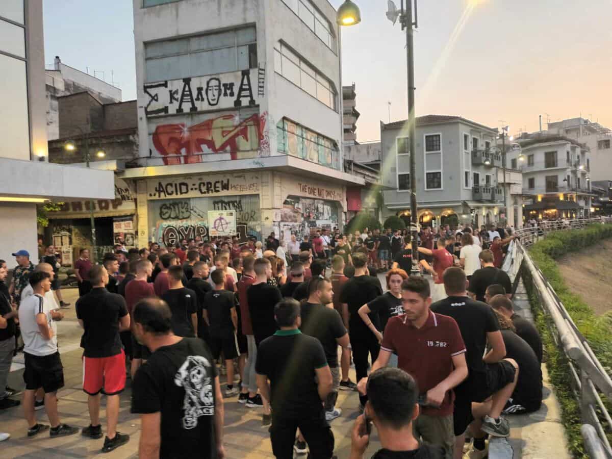 Αποχαιρέτησαν τον φίλο τους Αλέξανδρο στο αρχαίο θέατρο