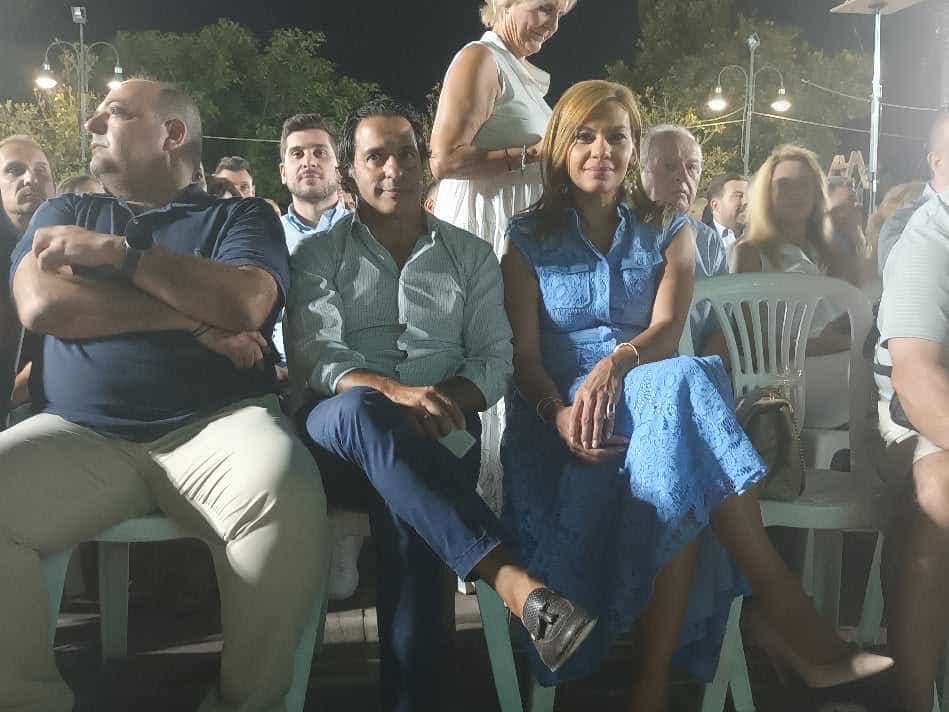 Disco πάρτυ στη δημοτική πισίνα της ΝεάποληςΈνα μεγάλο πάρτυ υποδέχεται τον Σεπτεμβριο η δημοτική πισίνα στην Νεάπολη και το summer coffee Bar, το Σάββατο 2 Σεπτεμβρίου.Καλεσμένος στην δημοτική πισίνα ο dj Γιάννης Καλλιμάνης, ο οποίος έχει ετοιμάσει μια βραδιά disco για τους συμμετέχοντες.H έναρξη της εκδήλωσης έχει προγραμματιστεί για τις 10 το βράδυ. 