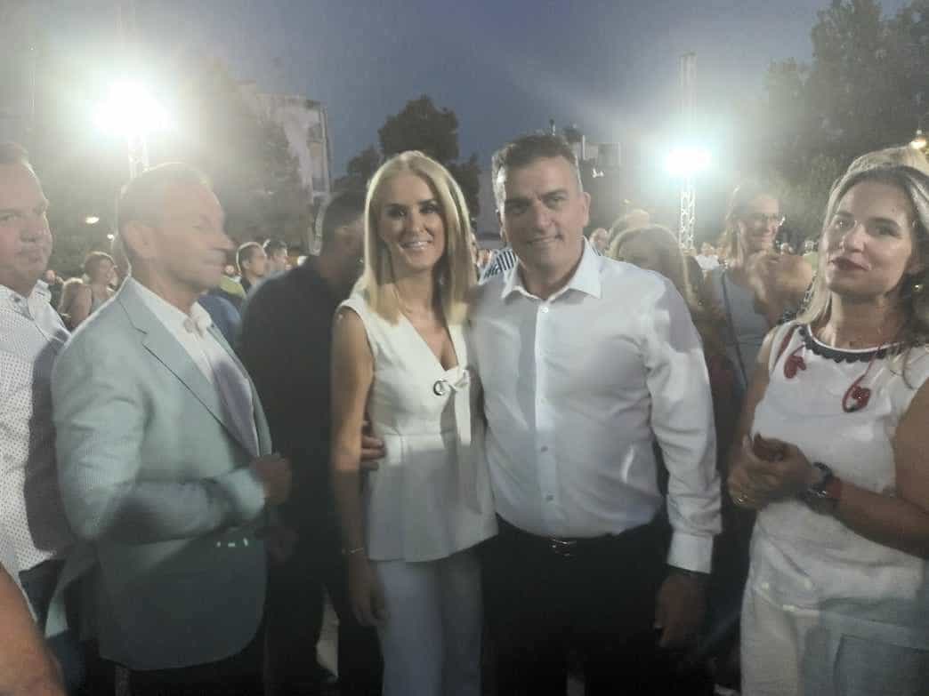 Disco πάρτυ στη δημοτική πισίνα της ΝεάποληςΈνα μεγάλο πάρτυ υποδέχεται τον Σεπτεμβριο η δημοτική πισίνα στην Νεάπολη και το summer coffee Bar, το Σάββατο 2 Σεπτεμβρίου.Καλεσμένος στην δημοτική πισίνα ο dj Γιάννης Καλλιμάνης, ο οποίος έχει ετοιμάσει μια βραδιά disco για τους συμμετέχοντες.H έναρξη της εκδήλωσης έχει προγραμματιστεί για τις 10 το βράδυ. 