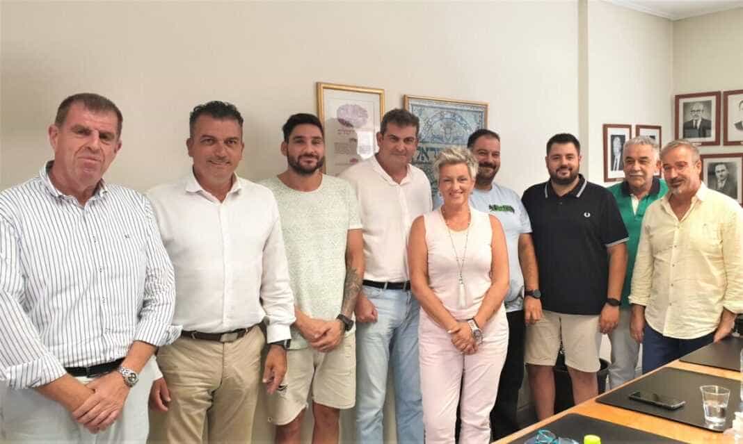 Mamakos-DS Israilitikis Koinotitas Larissas Με το Δ.Σ. της Ισραηλιτικής Κοινότητας ο Θανάσης Μαμάκος: «Διαχρονικά στο πλευρό των δίκαιων και νόμιμων αιτημάτων της Κοινότητας η παράταξη μας»