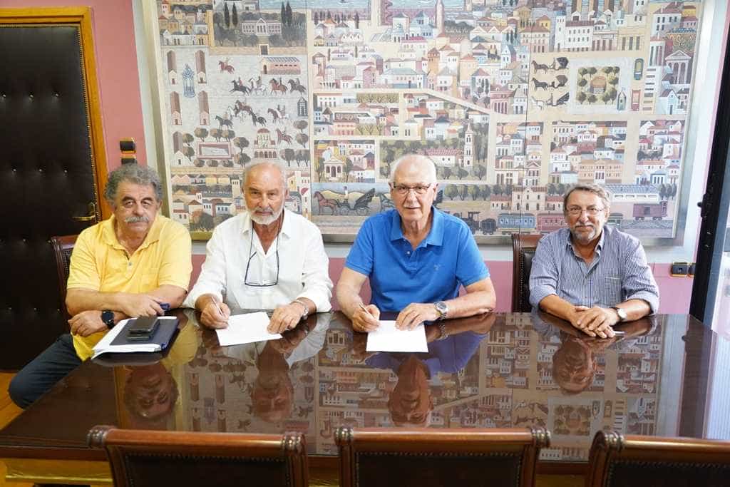 kuklikos komvos falanis 2