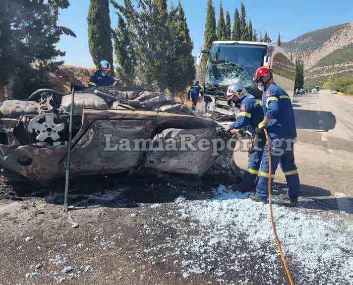 Απανθρακώθηκε γυναίκα μετά από σύγκρουση ΙΧΕ με λεωφορείο