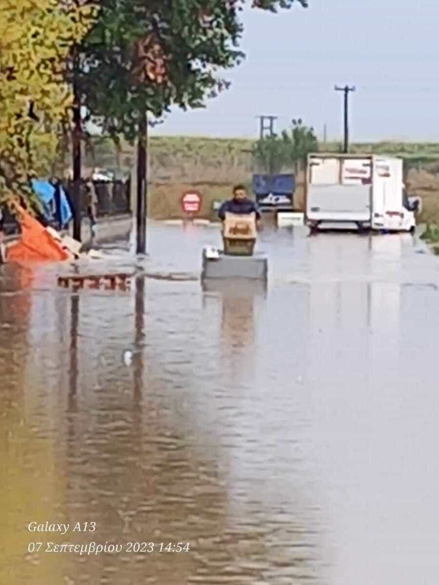 Μεγάλες καταστροφές σε επιχειρήσεις της πόλης από την κακοκαιρία