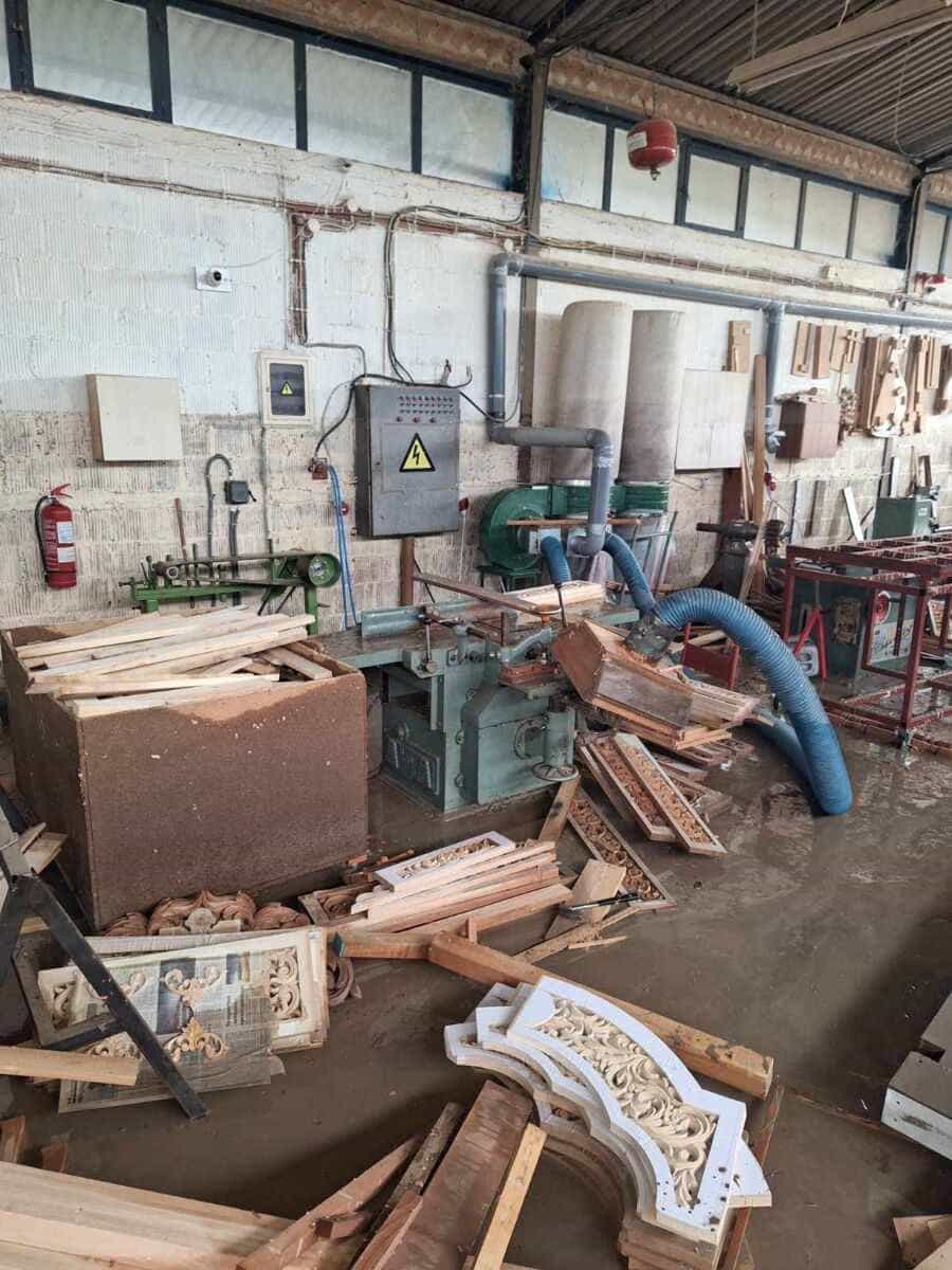 Μεγάλες καταστροφές σε επιχειρήσεις της πόλης από την κακοκαιρία