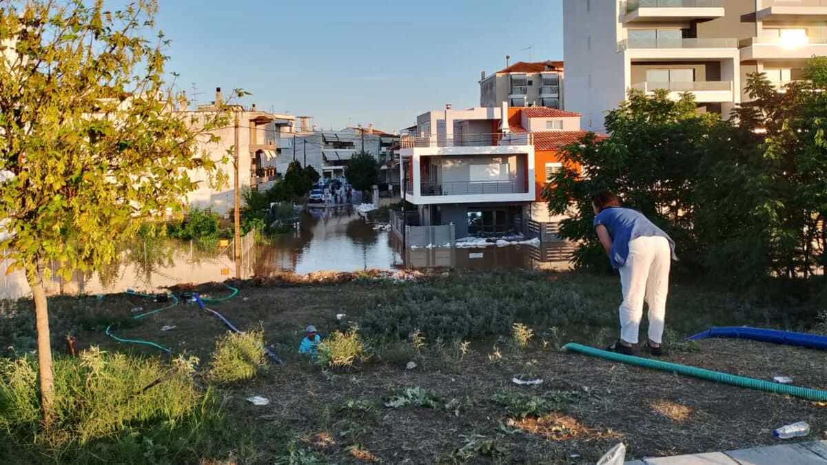 Λάρισα: Κλιμάκια του ΚΚΕ το Σάββατο το απόγευμα στις πληγείσες συνοικίες