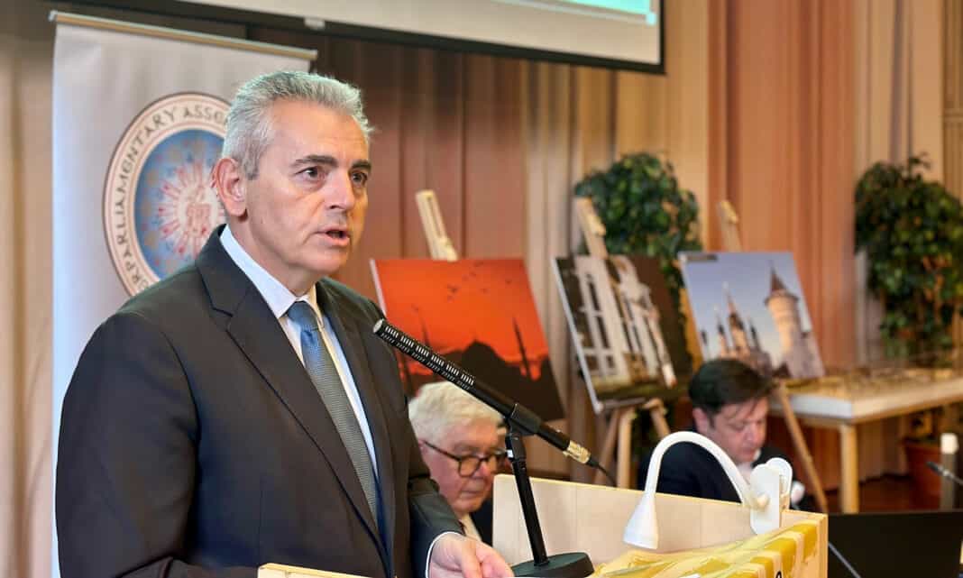 ΜΑΞΙΜΟΣ ΧΑΡΑΚΟΠΟΥΛΟΣ ΜΕ ΑΝΤΙΠΡΟΕΔΡΟ ΤΗΣ ΦΙΝΛΑΝΔΙΚΗΣ ΒΟΥΛΗΣ
