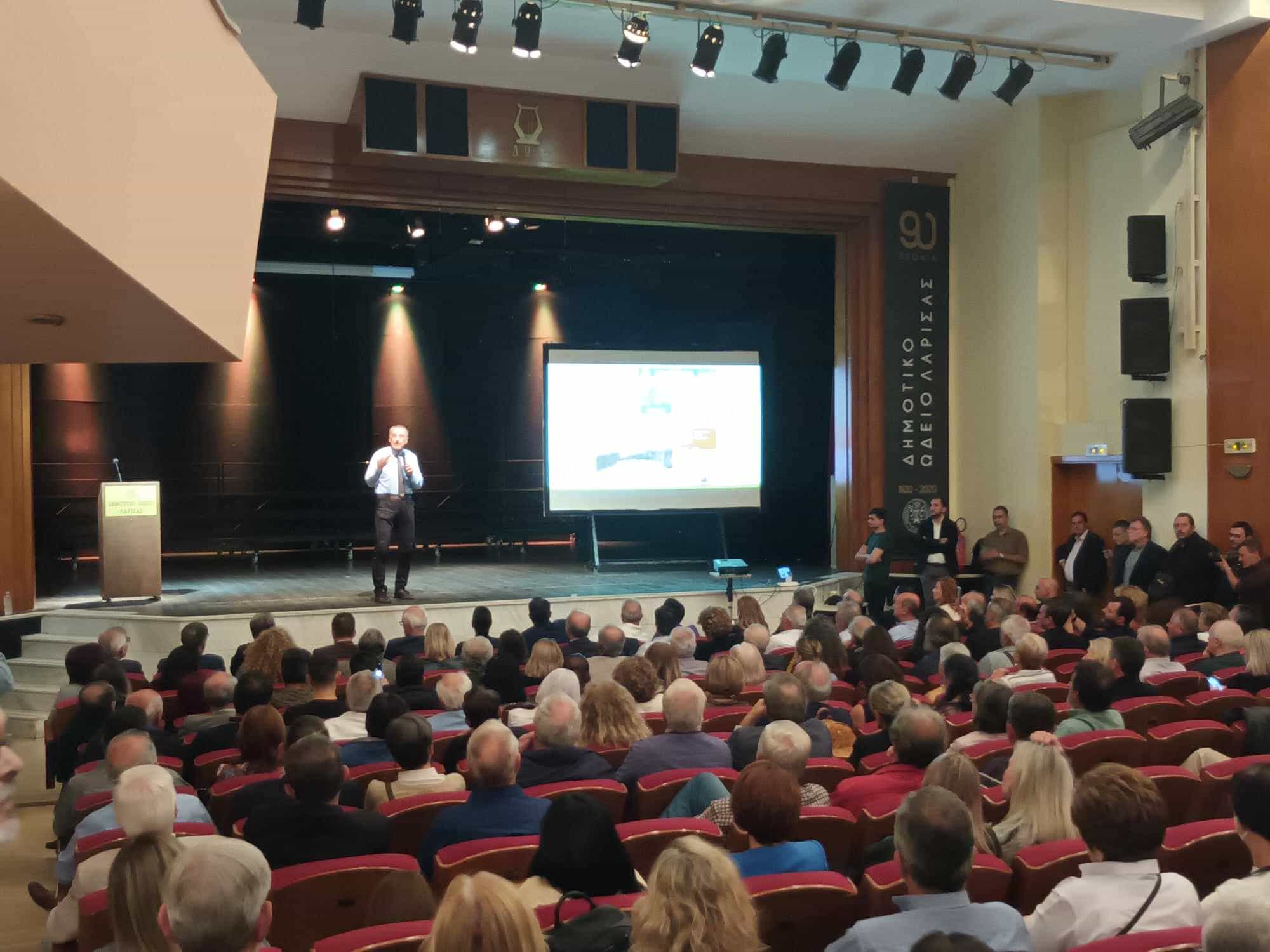 Κουρέτας από Λάρισα: «Ξαναζούμε στην Ελλάδα εποχές οι οποίες θέλαμε να μην ξαναγίνουν»