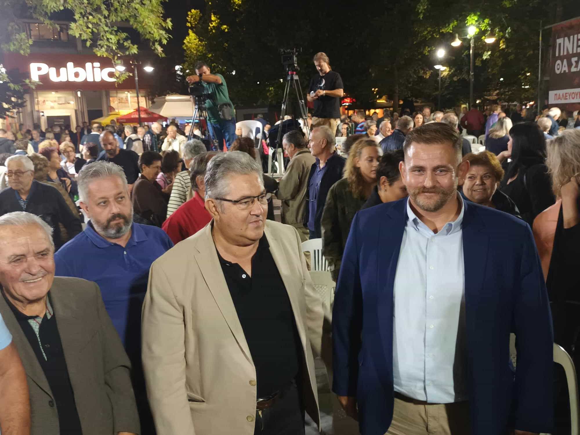 Μαζική η συγκέντρωση της Λαϊκής Συσπείρωσης στη Λάρισα