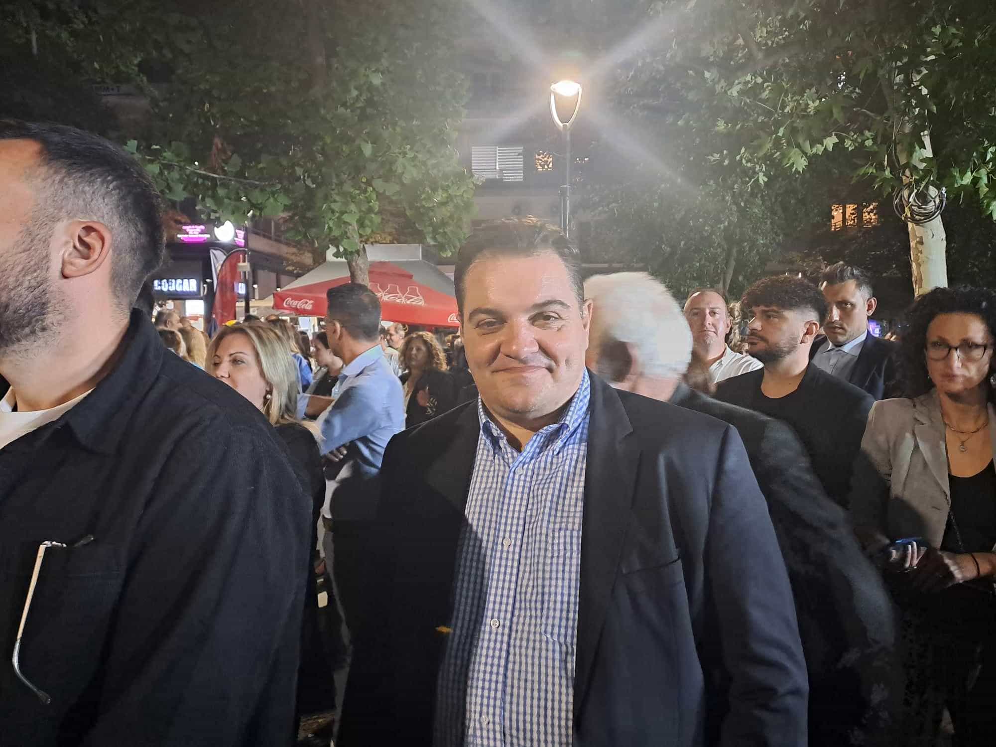 Θανάσης Μαμάκος: Μεγάλη συσπείρωση πολιτών στην κεντρική ομιλία του λίγα 24ωρα πριν το άνοιγμα της κάλπης