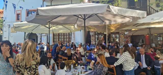 5Η ΓΙΟΡΤΗ ΚΑΣΤΑΝΟΥ - ΑΜΠΕΛΑΚΙΑ