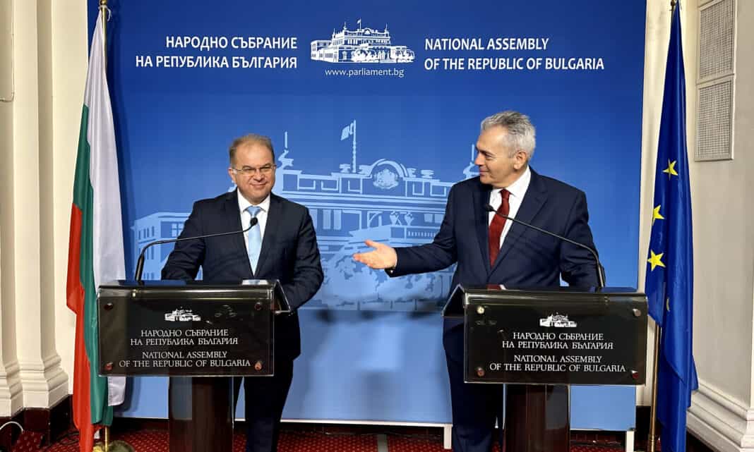 Μ. Χαρακόπουλος στη Διεθνή Γραμματεία της ΔΣΟ στη Σόφια: Να σιγήσουν τα όπλα σε Γάζα και Ουκρανία