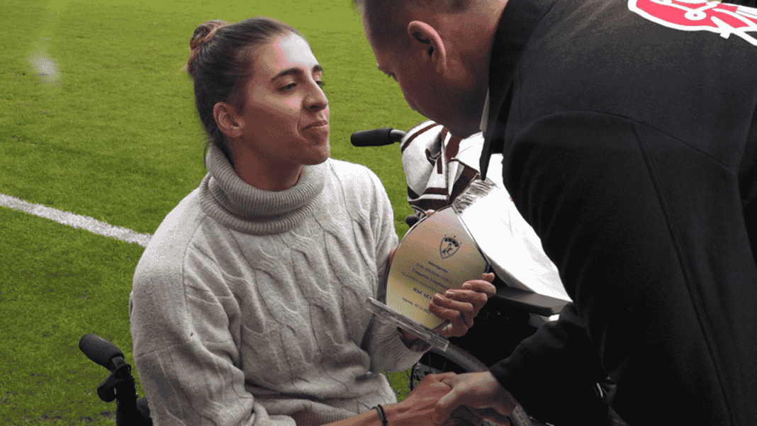 202312041046192628 ΠΑΕ ΑΕΛ: Βράβευση στην αθλήτρια Σταματία Σταμπουλή