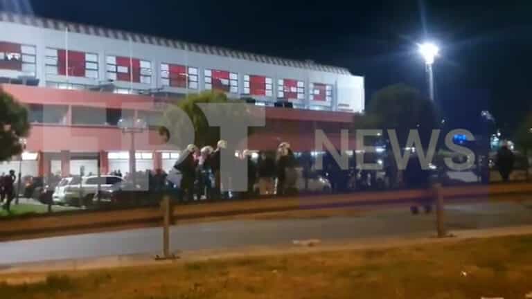 Ολυμπιακός – Παναθηναϊκός: Εγκλωβισμένα εκατοντάδες άτομα στο γήπεδο «Μελίνα Μερκούρη» και προσαγωγές
