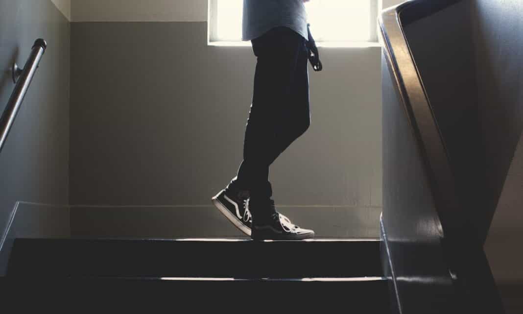 Κύπρος: Μαθητής λιθοβολήθηκε από συμμαθητές του στην Πάφο