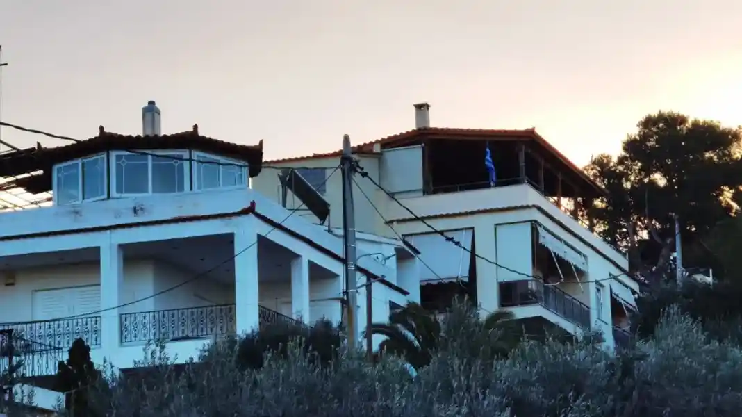 Καλύβια: «Μας κακοποιούσε χρόνια, δεν άντεξα»