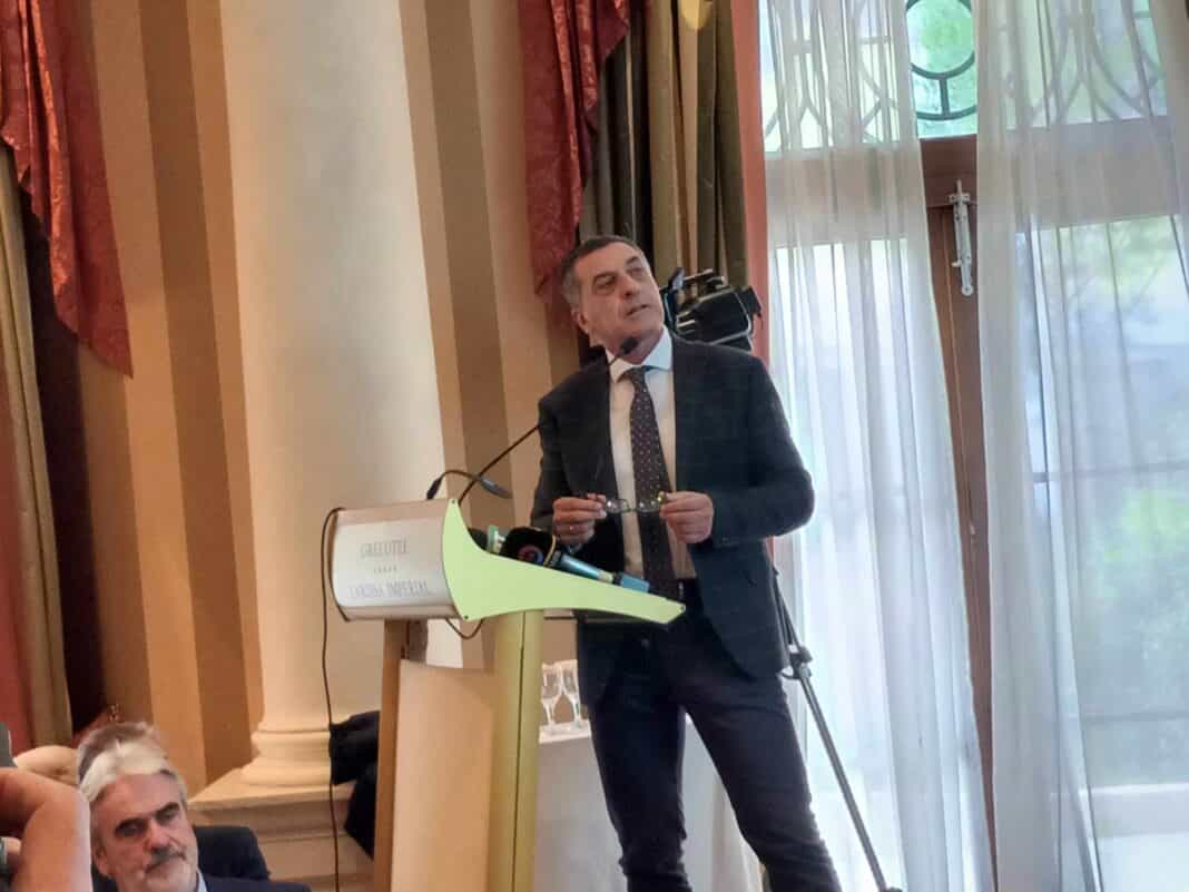 Δημήτρης Κουρέτας: Παρουσίαση του προγράμματος Πολιτικής Προστασίας σήμερα στο Χατζηγιάννειο