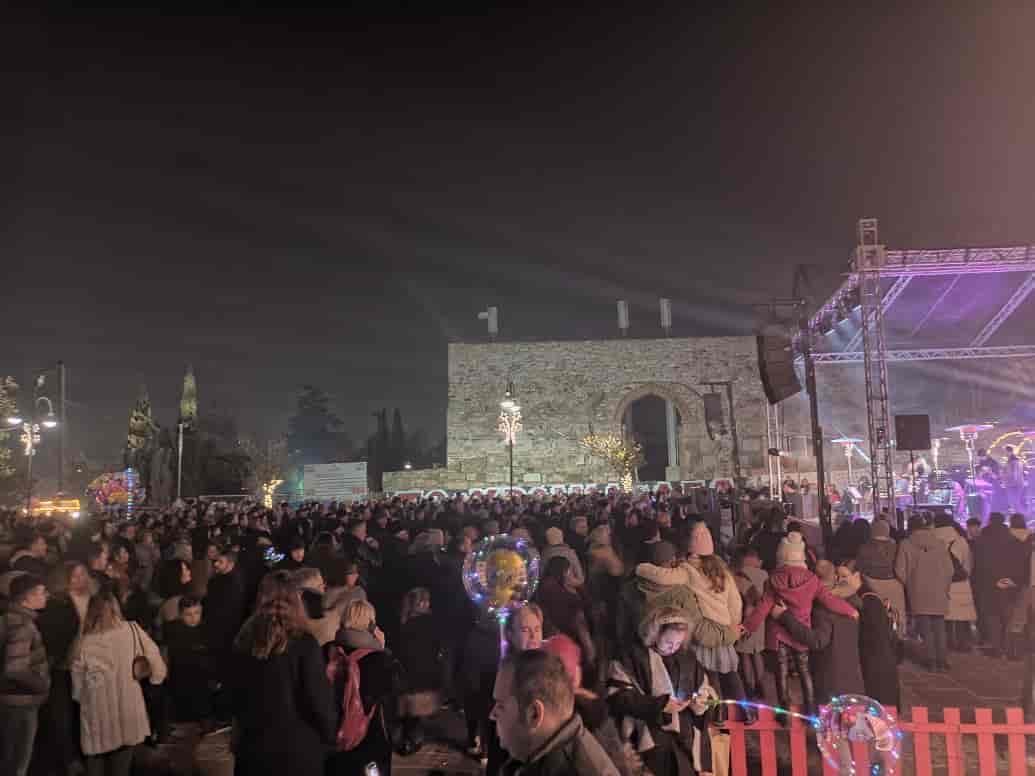 Με την Ελένη Τσαλιγοπούλου υποδέχτηκε τη νέα χρονιά η Λάρισα στο Φρούριο