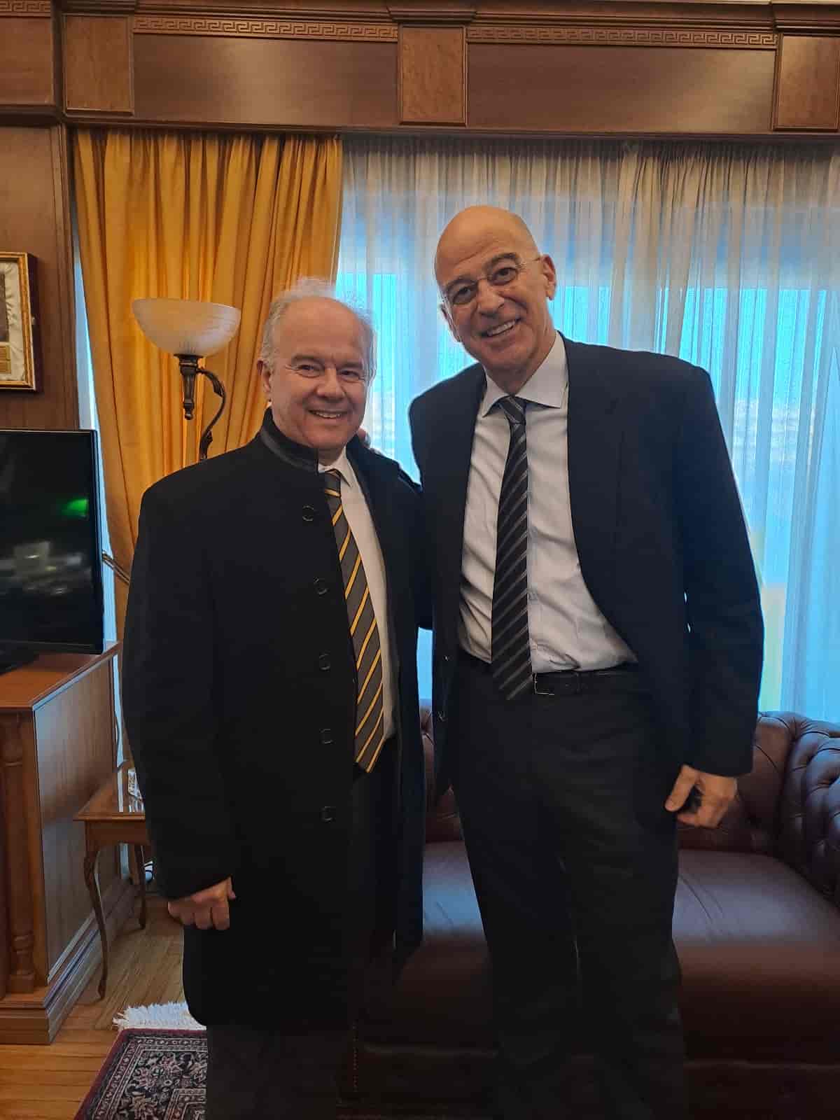 Ο Δήμαρχος Τεμπών, Γιώργος Μανώλης, στην τελετή παράδοσης - παραλαβής της Διοίκησης της 1ης Στρατιάς