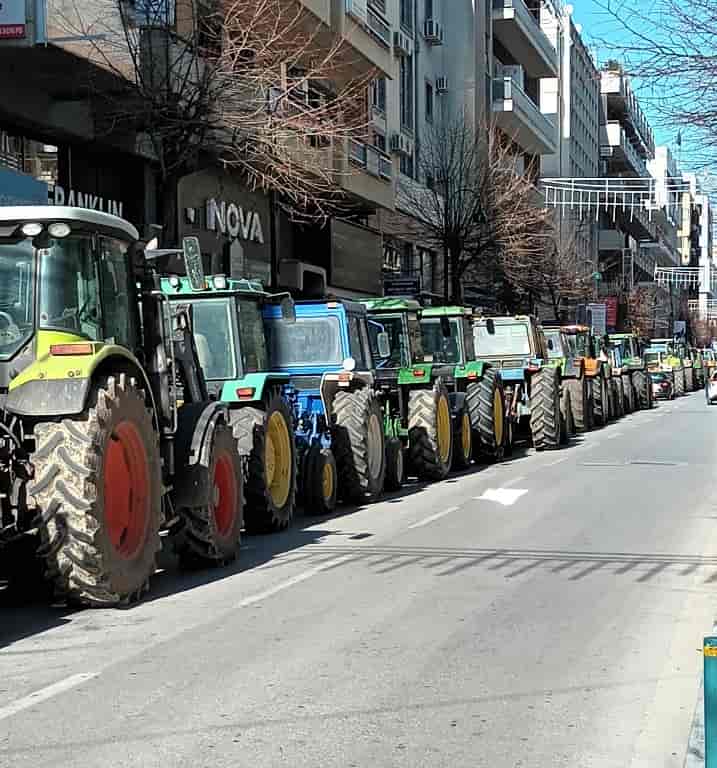 Ολοκληρώθηκε η ευρεία διϋπουργική σύσκεψη στο Μαξίμου για τους αγρότες