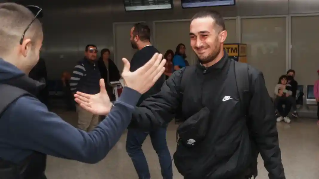 Επέστρεψε στην Ελλάδα ο 19χρονος Καρδιτσιώτης ναυτικός του τάνκερ St Nicholas