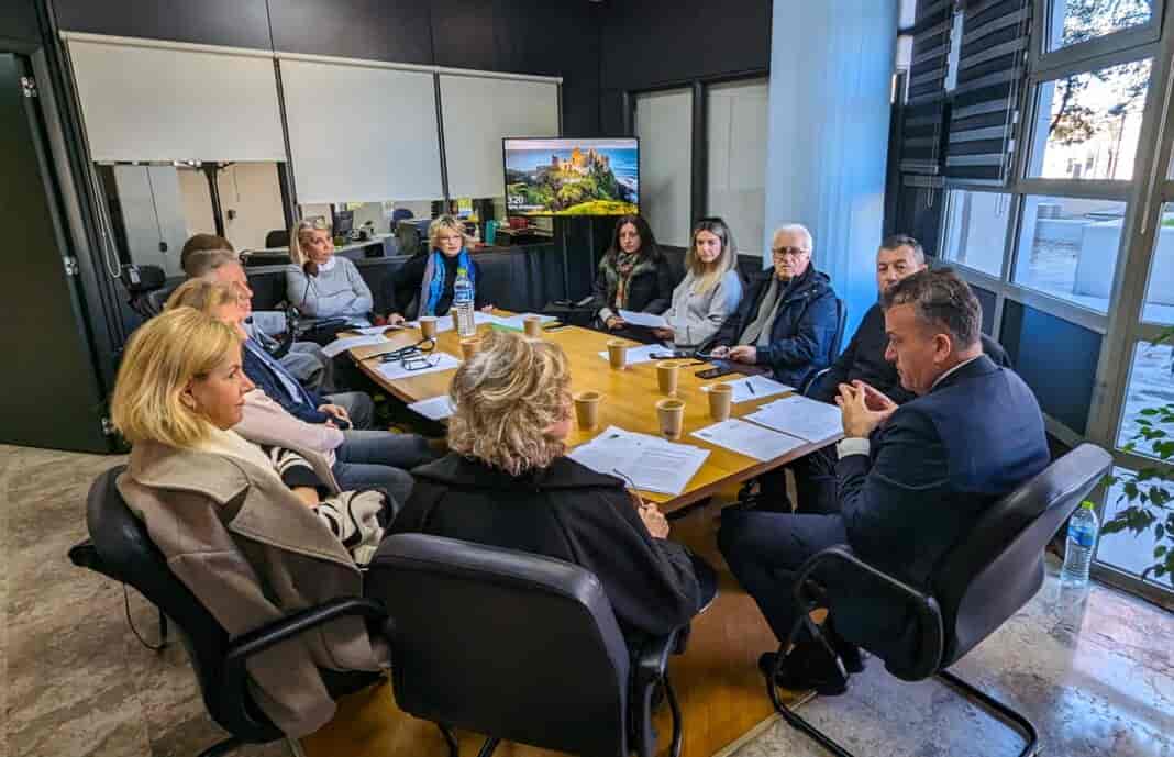 Θ. Μαμάκος: «Σημείο αναφοράς για τον Πολιτισμό η Δημοτική Πινακοθήκη Λάρισας – Μουσείο Γ.Ι.Κατσίγρα»