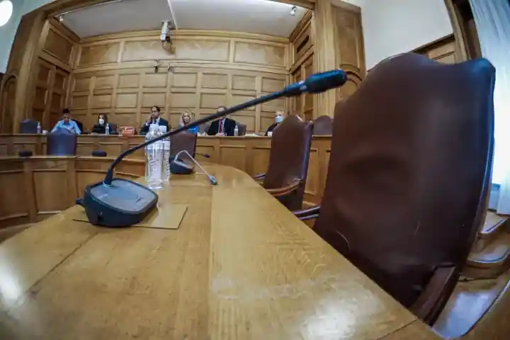 συνεδρίαση της Εξεταστικής Επιτροπής για τα Τέμπη