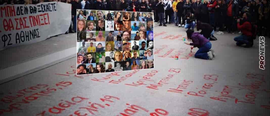 tempi vouli-1536x658 Έσβησαν τα ονόματα των νεκρών των Τεμπών μπροστά από το μνημείο του Αγνώστου Στρατιώτη