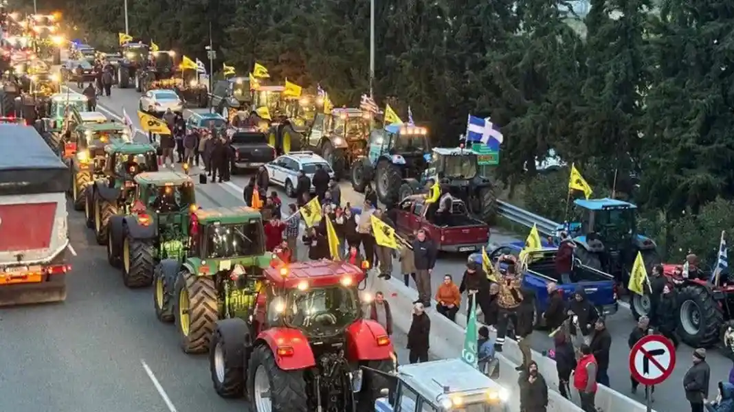 Τα έκτακτα μέτρα της Τροχαίας για την κάθοδο των τρακτέρ στην Αθήνα