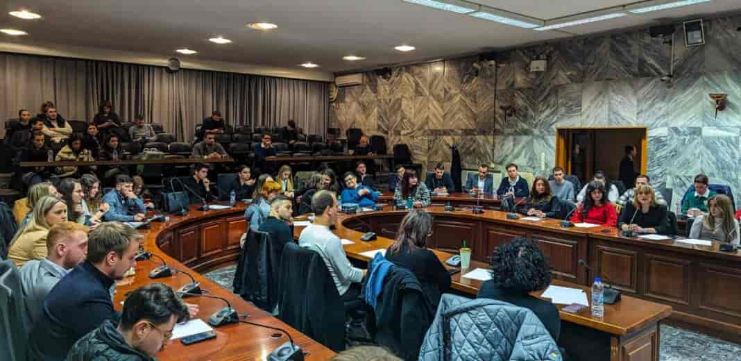 Συνεδριάζει την ερχόμενη Τρίτη το Δημοτικό Συμβούλιο Νεολαίας Δήμου Λαρισαίων